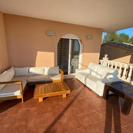 Holiday home Valencia, Villa, Piscina Privada, Junto A-7 Cerca De Playas, Aeropuerto, Cheste