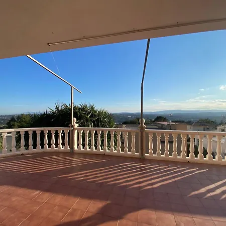 Holiday home Valencia, Villa, Piscina Privada, Junto A-7 Cerca De Playas, Aeropuerto, Cheste